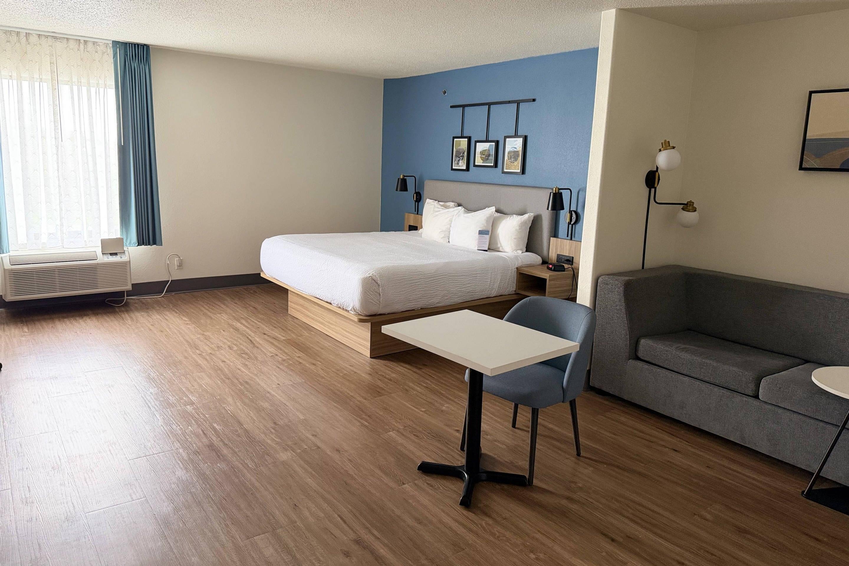 Suite with king bed(s)