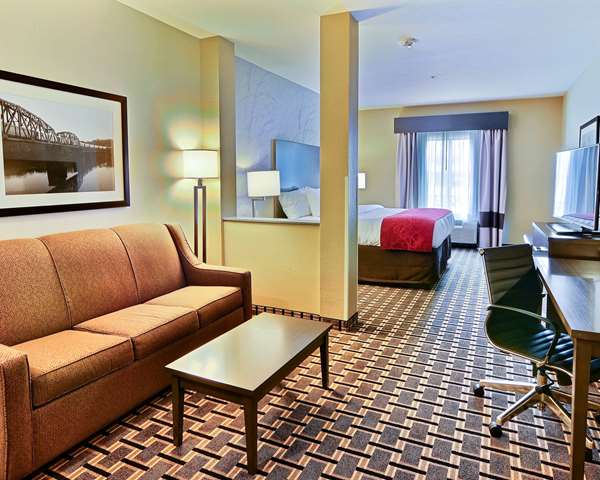 Suite - Comfort Suites Uniontown