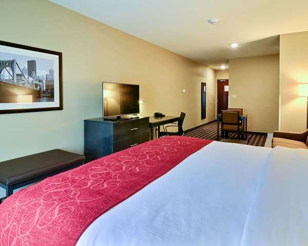 Suite - Comfort Suites Uniontown