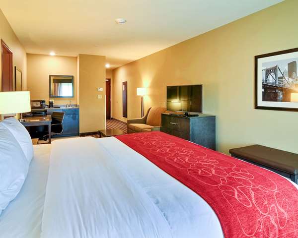 Suite - Comfort Suites Uniontown