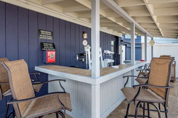 Pool - Comfort Inn Lancaster County North Denver