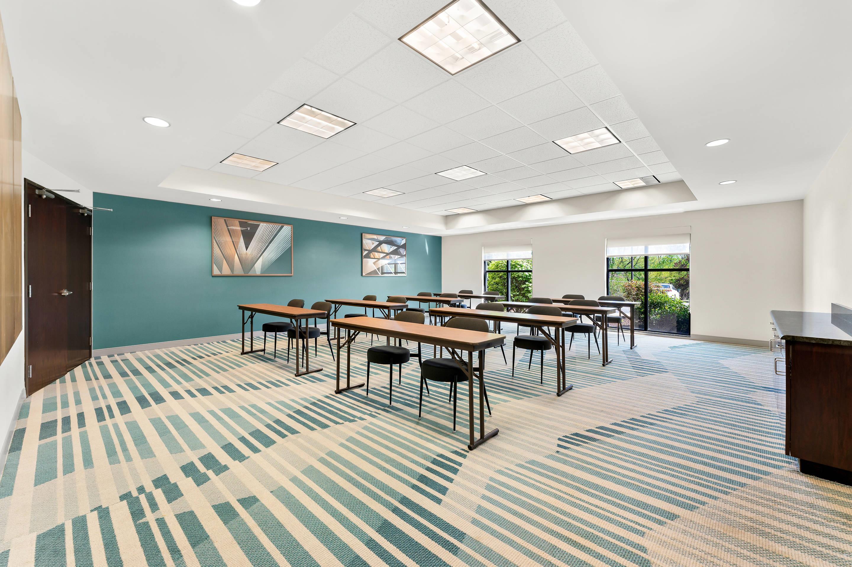 Meeting room | Comfort Inn & Suites Tunkhannock