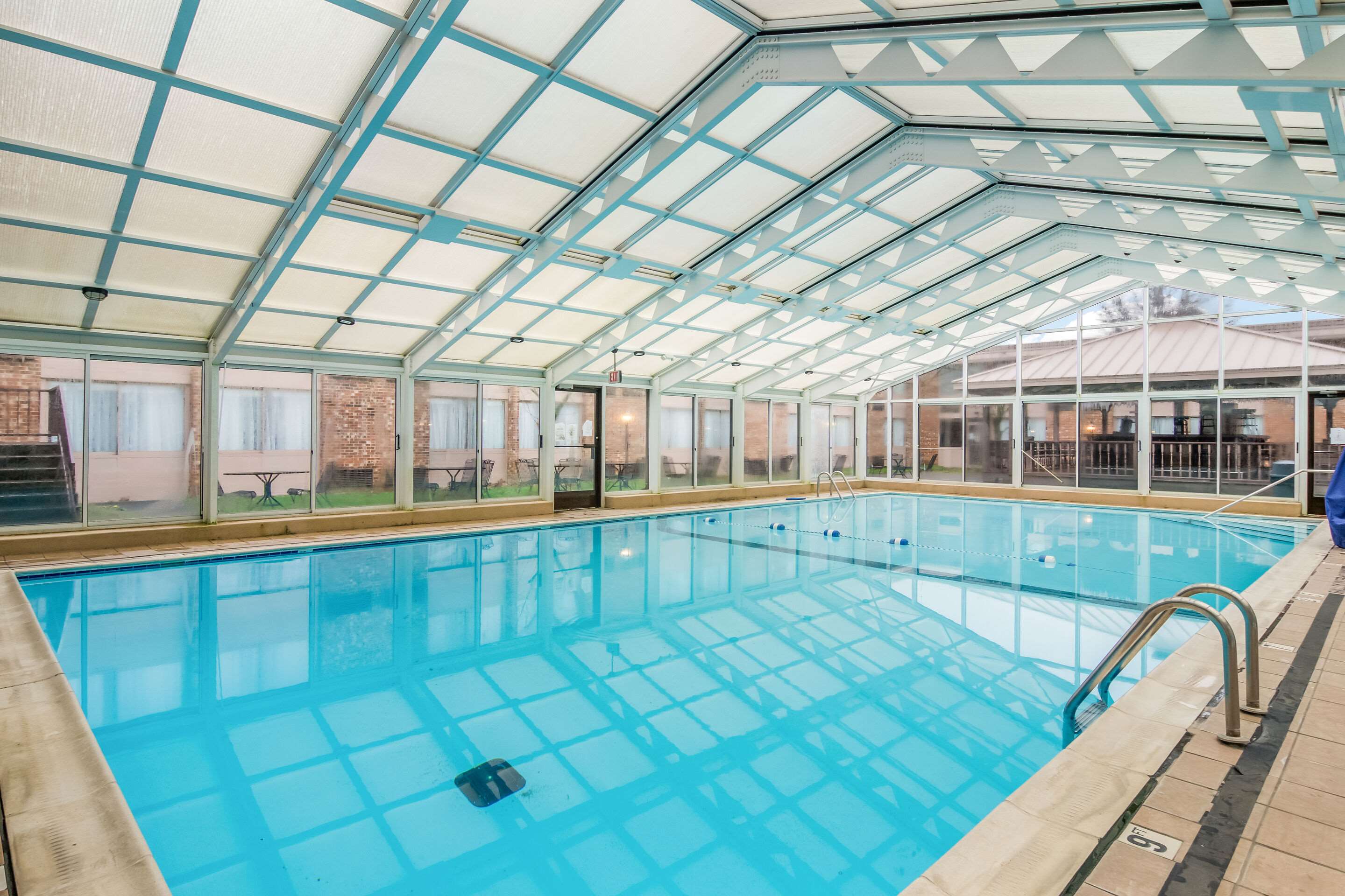 Indoor pool | Comfort Inn & Suites