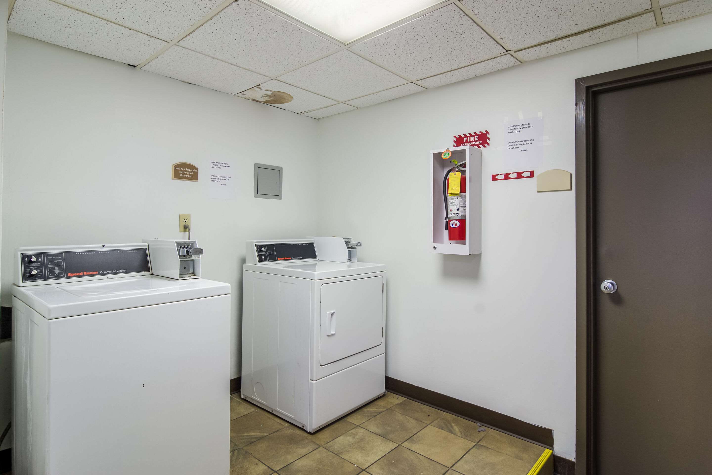 Guest laundry facilities | Comfort Inn & Suites