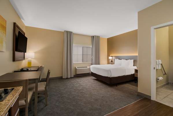  - Comfort Inn & Suites Barnesville