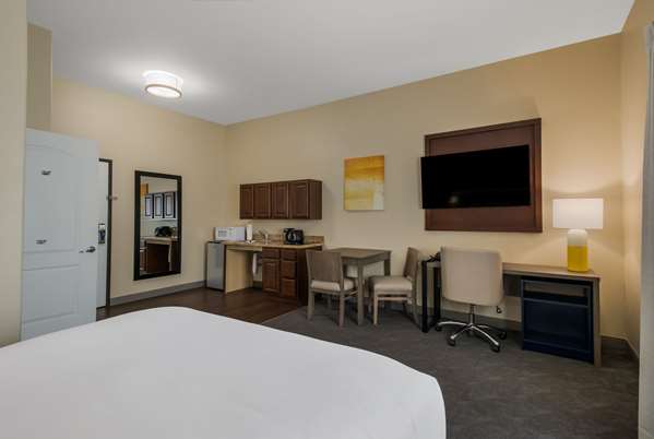  - Comfort Inn & Suites Barnesville