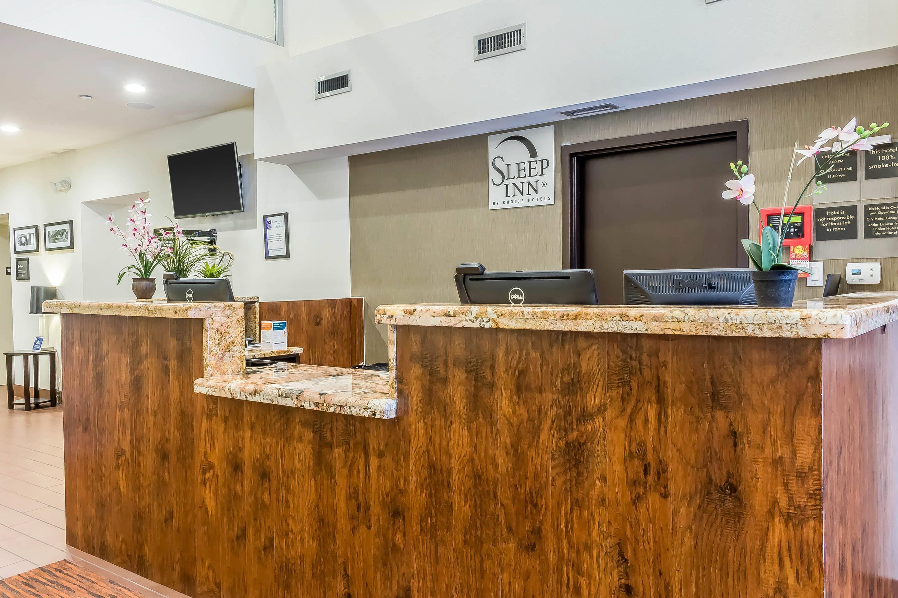 Front desk | Sleep Inn Center City Philadelphia