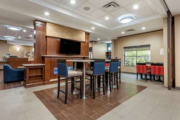 Amenities - Comfort Inn & Suites Pittsburgh