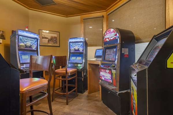  - Best Western Plus Ramkota Hotel Sioux Falls - I-29, Exit 81