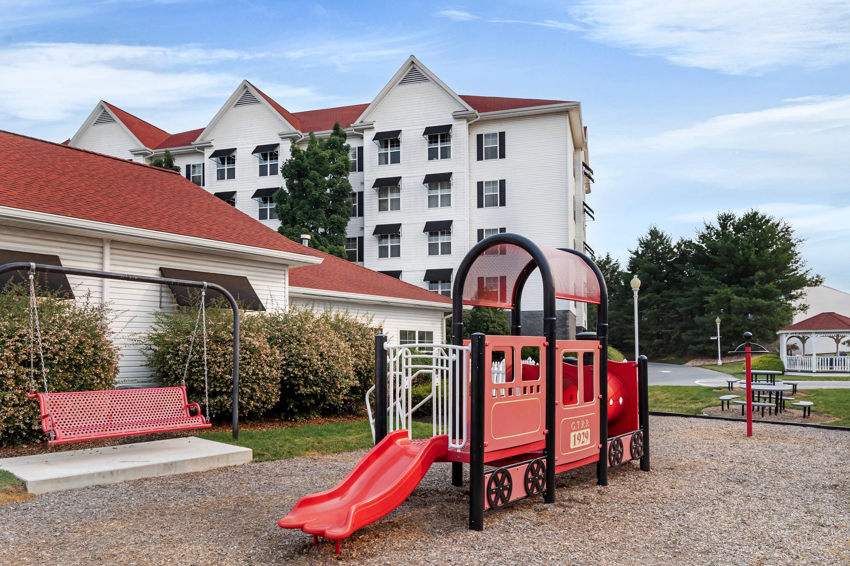 Hotel exterior | Bluegreen Vacations Suites at Hershey, an Ascend Collection Resort
