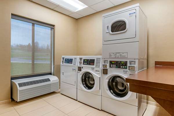 Amenities - Comfort Suites Manheim