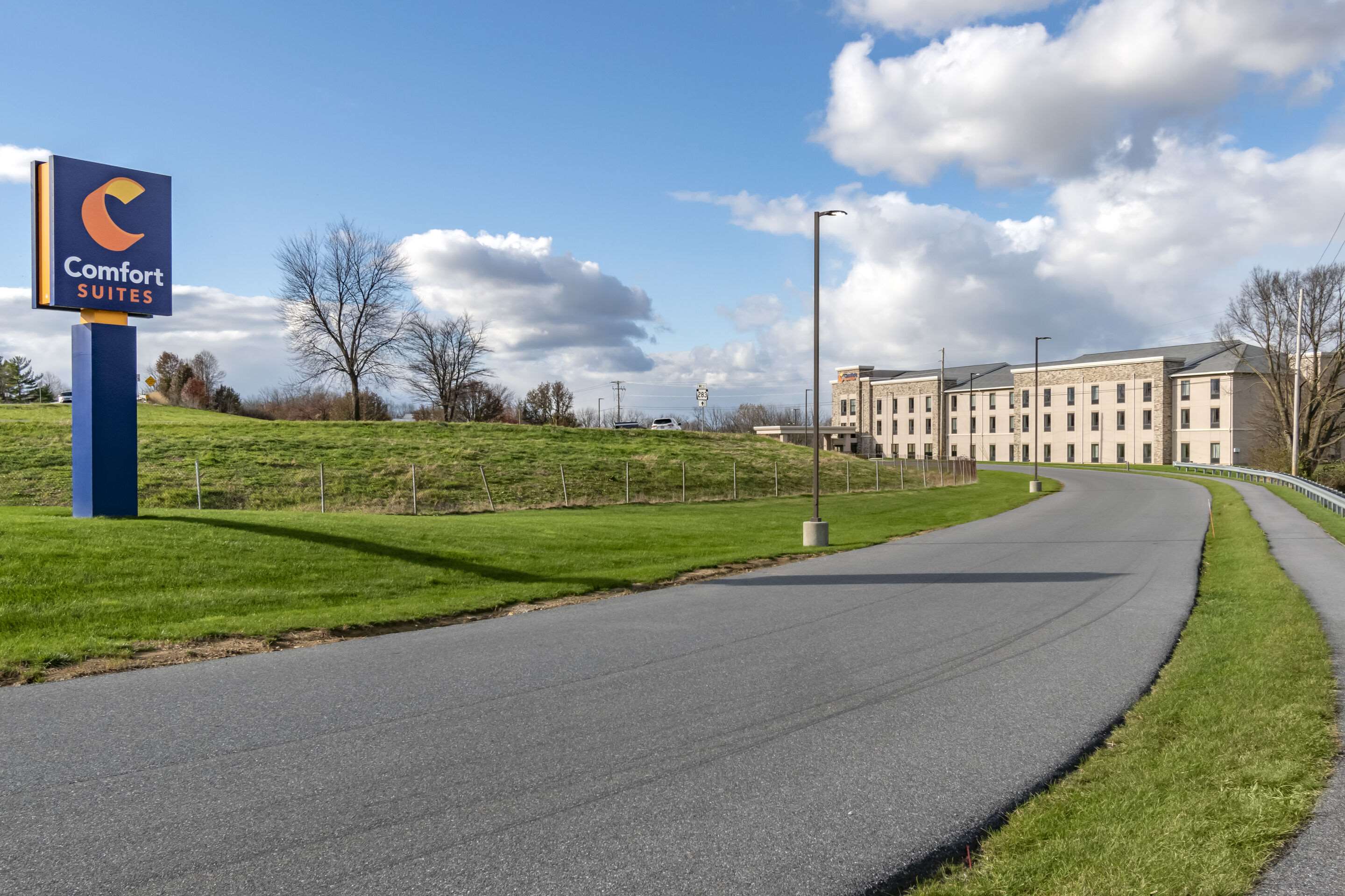Hotel exterior | Comfort Suites Manheim - Lancaster