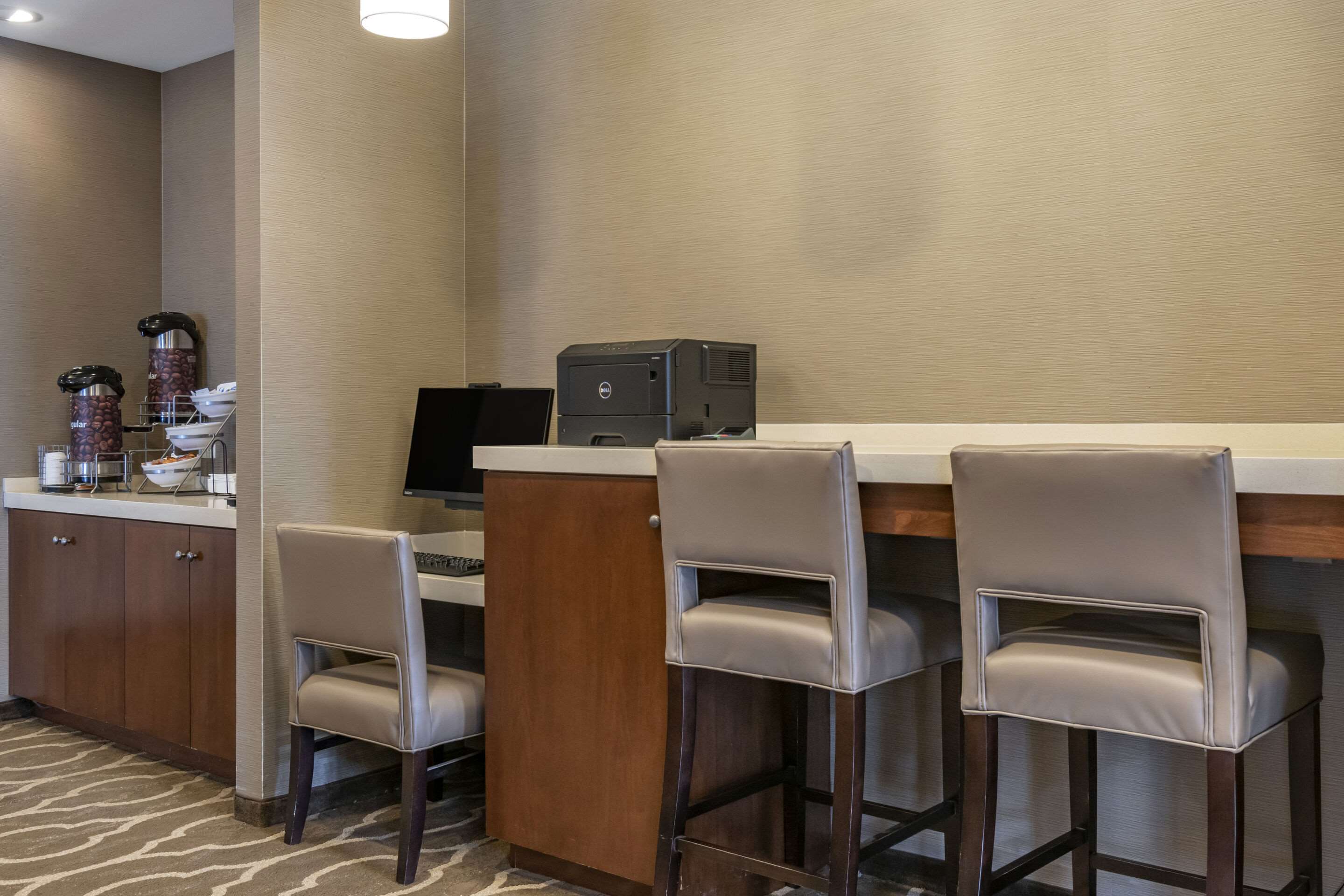 Business center | Comfort Suites Manheim - Lancaster