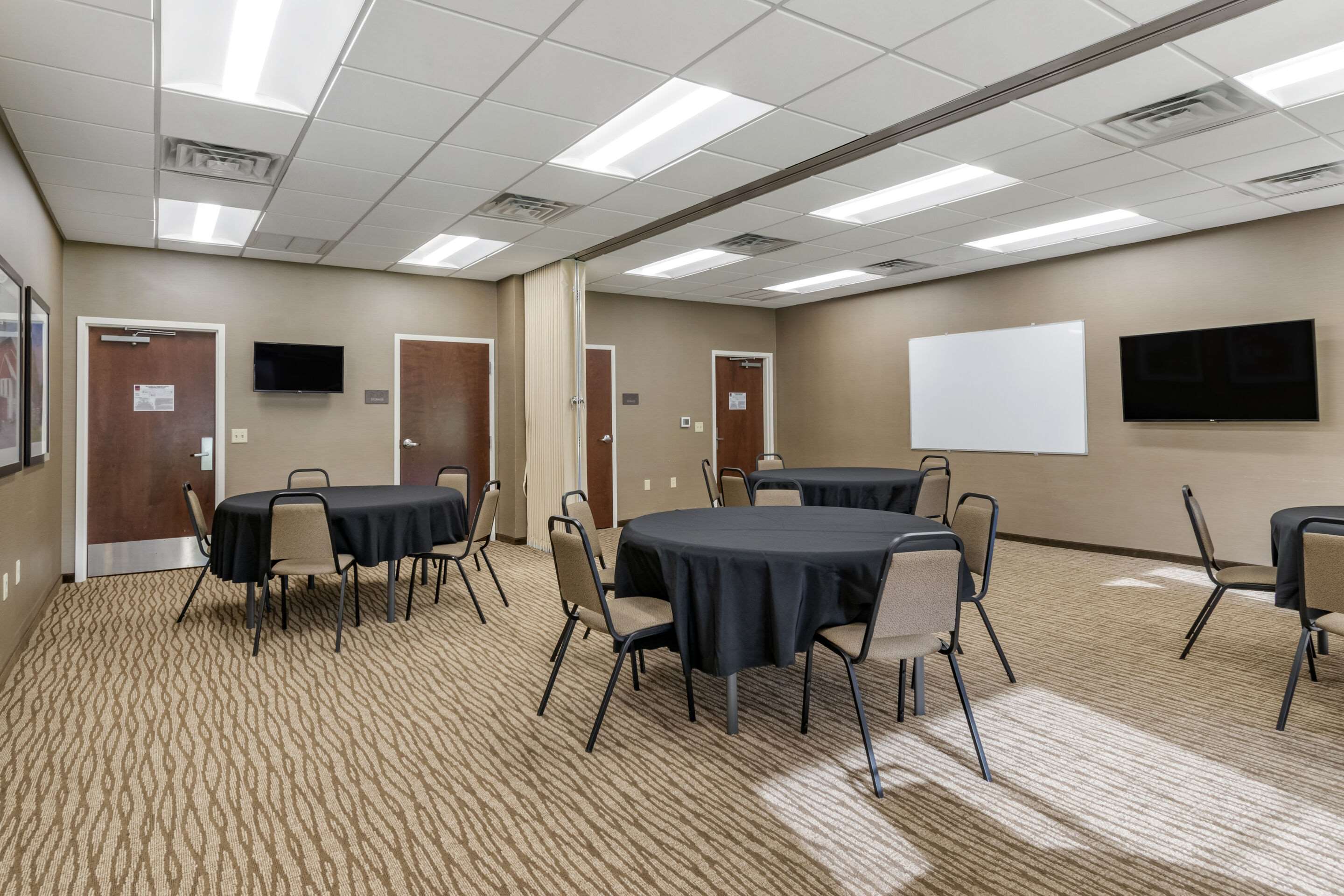 Meeting room | Comfort Suites Manheim - Lancaster