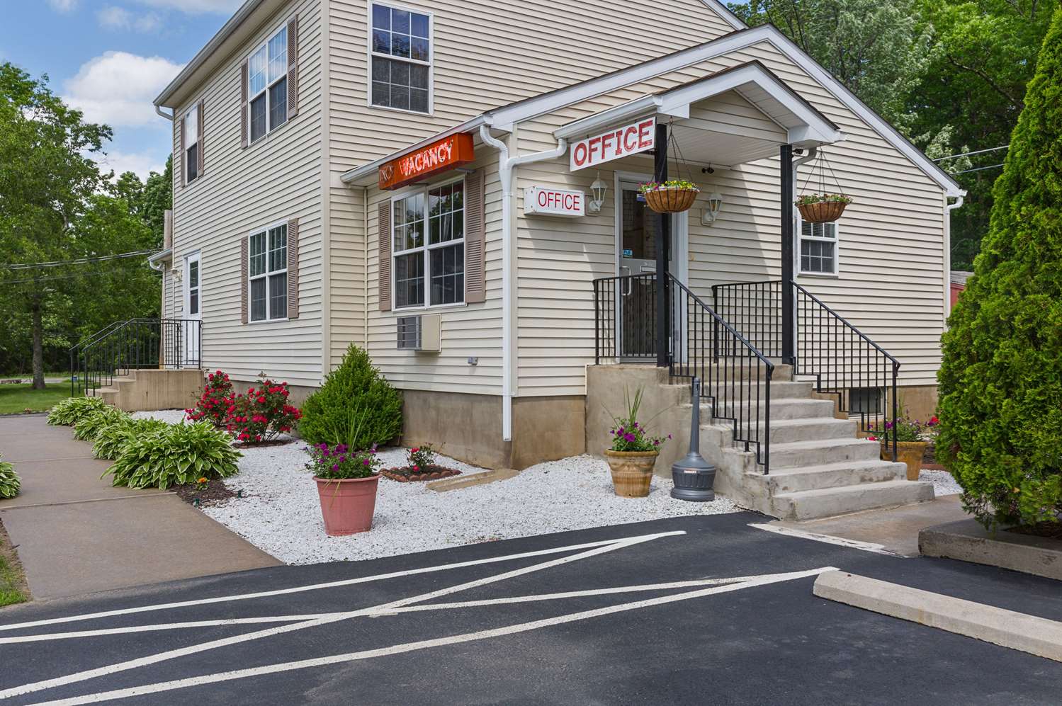 Rodeway Inn Milford, PA See Discounts