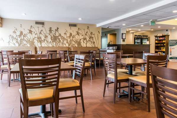 Amenities - Sleep Inn & Suites Pittsburgh