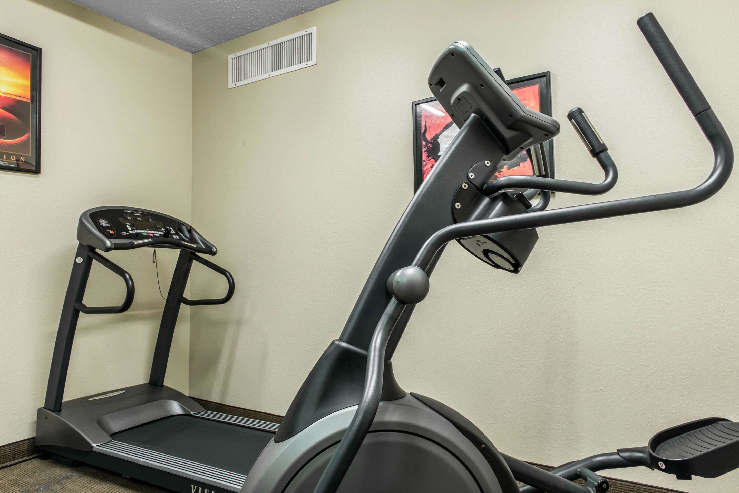 Exercise room | Sleep Inn & Suites Pittsburgh
