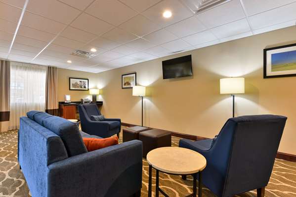  - Comfort Inn & Suites Manheim - I-76, Exit 266