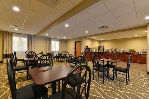 Amenities - Comfort Inn & Suites Manheim - I-76, Exit 266
