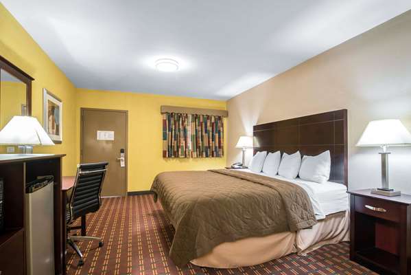  - Rodeway Inn Towanda
