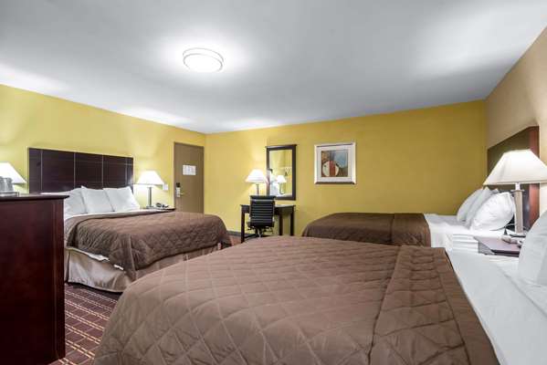  - Rodeway Inn Towanda