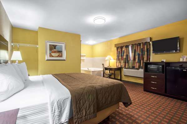  - Rodeway Inn Towanda