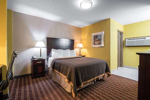  - Rodeway Inn Towanda