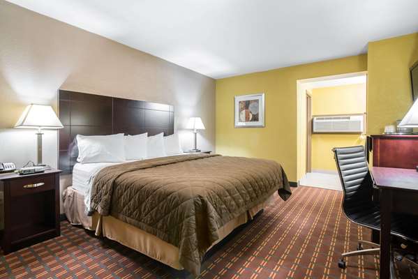  - Rodeway Inn Towanda