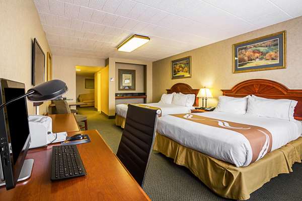 Suite - Quality Inn & Suites Altoona