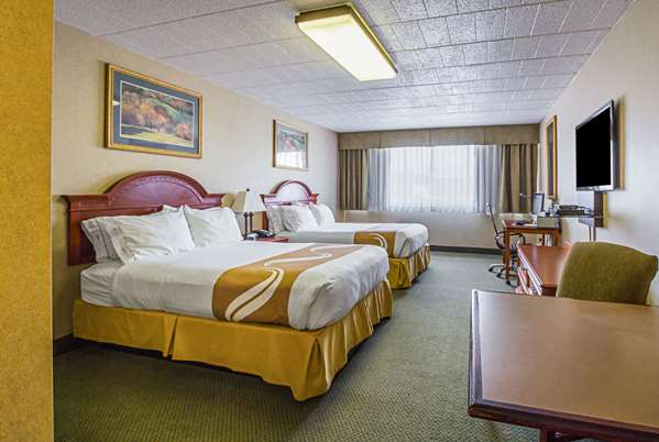 Suite - Quality Inn & Suites Altoona