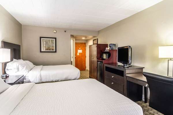  - Clarion Inn Cranberry Township - I-79, Exit 78