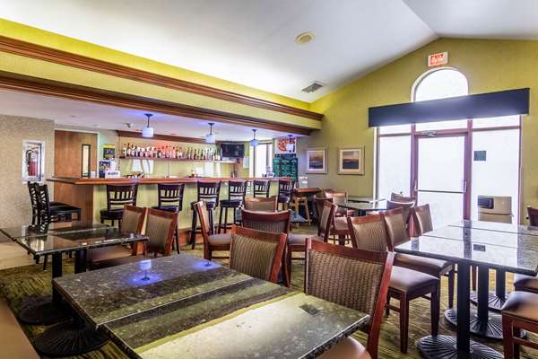 Restaurant - Clarion Inn Cranberry Township - I-79, Exit 78