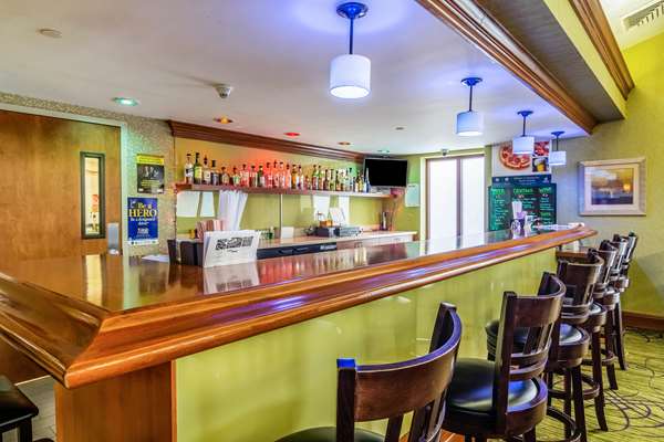 Restaurant - Clarion Inn Cranberry Township - I-79, Exit 78