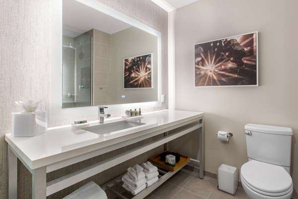  - Cambria Hotel Downtown Center City Philadelphia