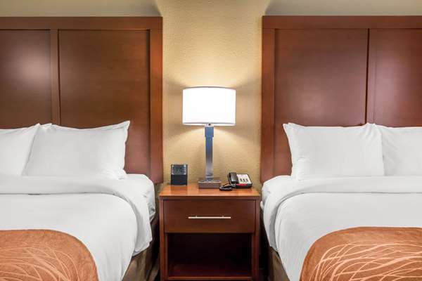  - Comfort Inn Scotland - I-81, Exit 20