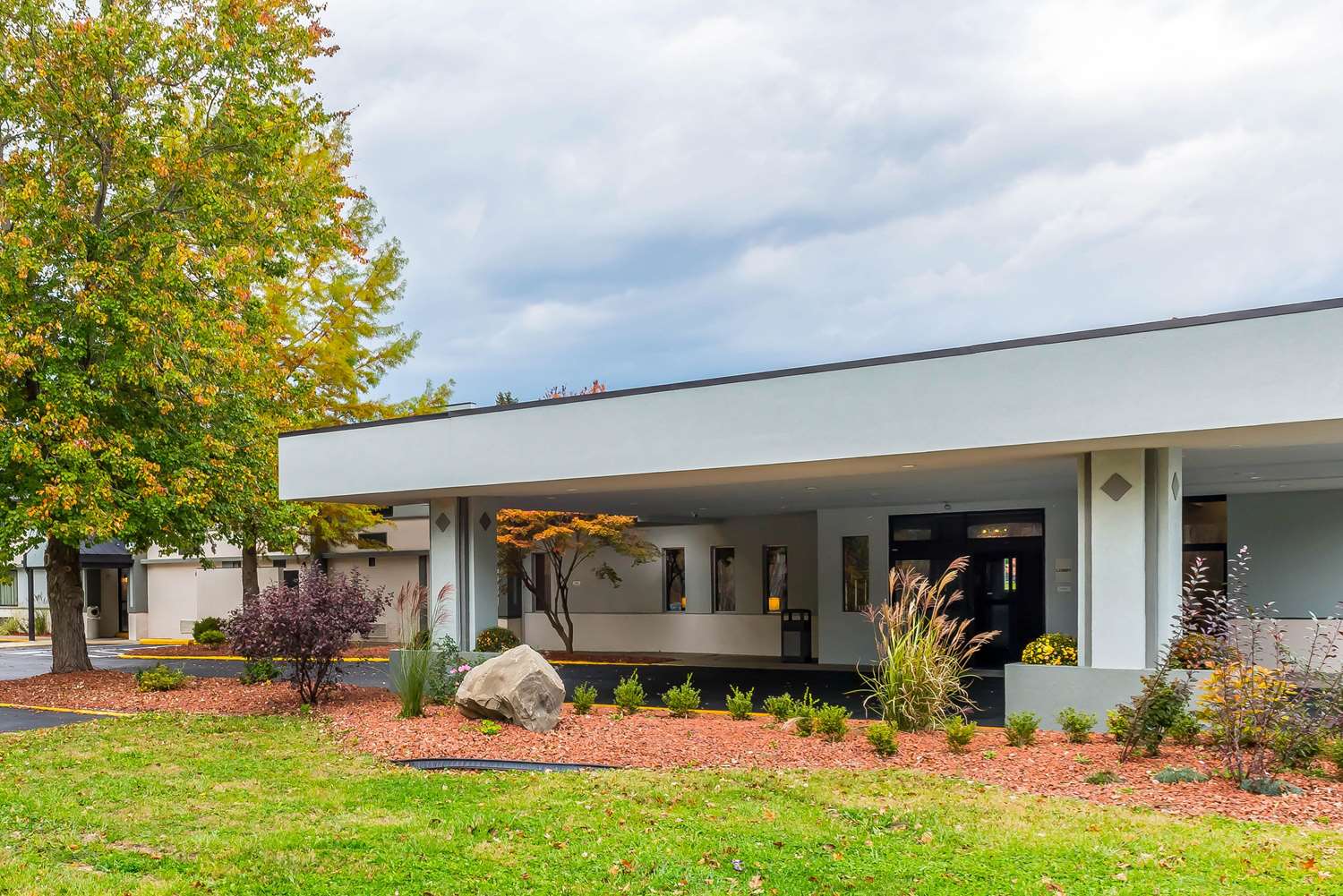 Clarion Inn Belle Vernon, PA See Discounts