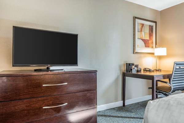  - Clarion Inn Belle Vernon