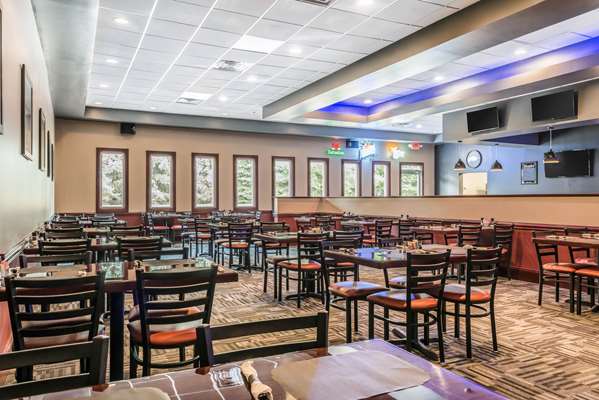 Bar - Clarion Inn Belle Vernon