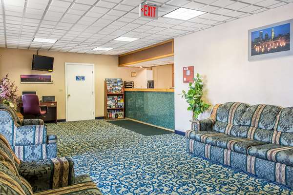  - Econo Lodge Cranston