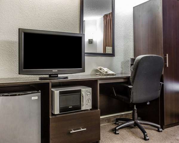  - Sleep Inn Greenville - I-385, Exit 40B