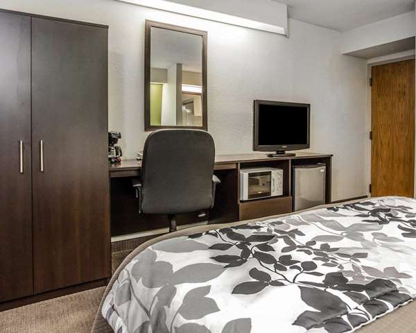  - Sleep Inn Greenville - I-385, Exit 40B