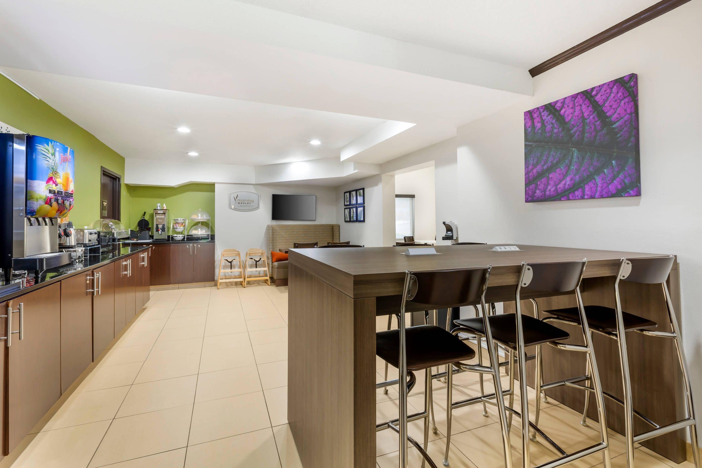 Breakfast area | Sleep Inn at Greenville Convention Center