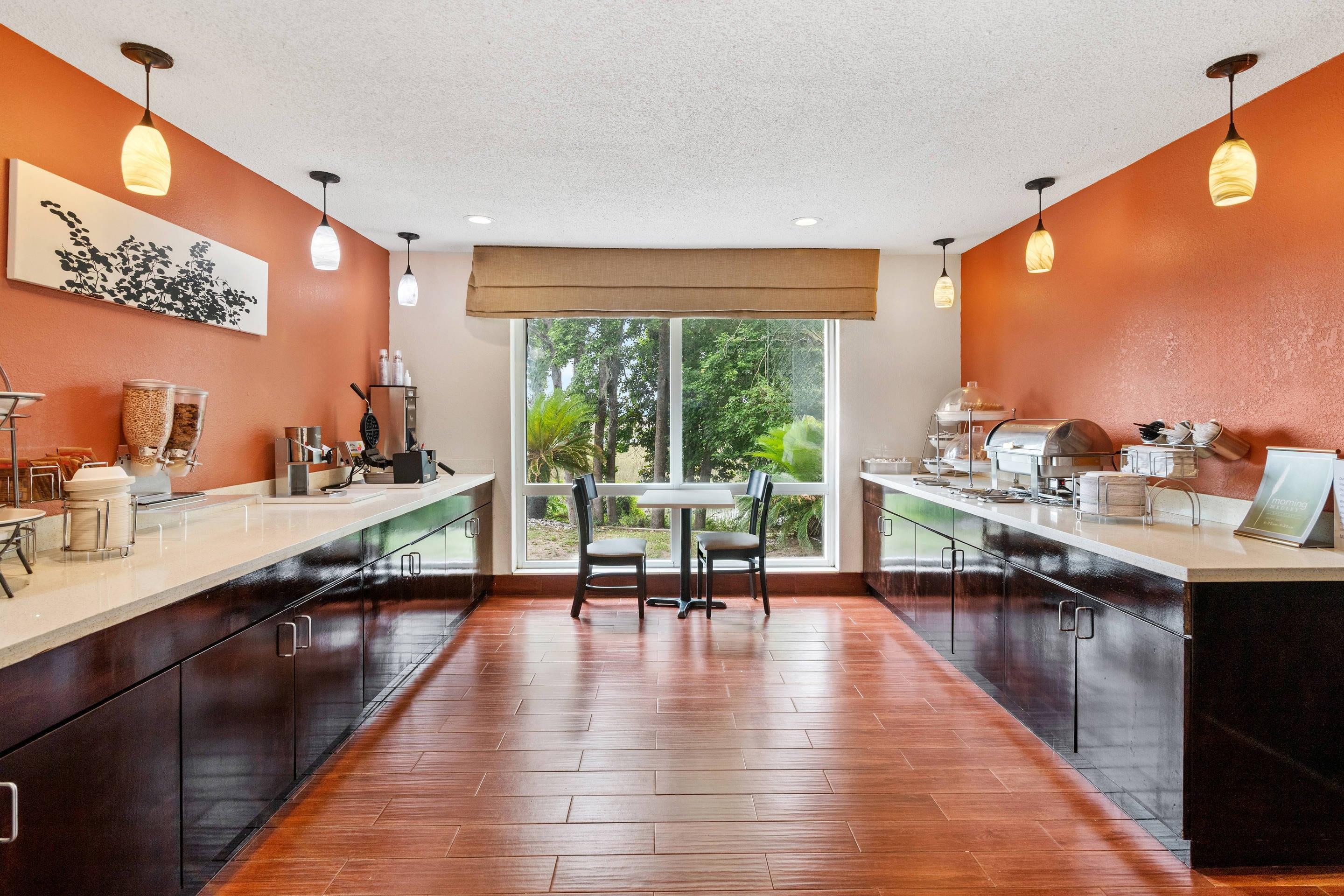 Breakfast area