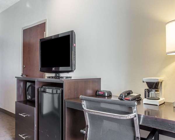  - Sleep Inn Northwest Columbia - I-20, Exit 63