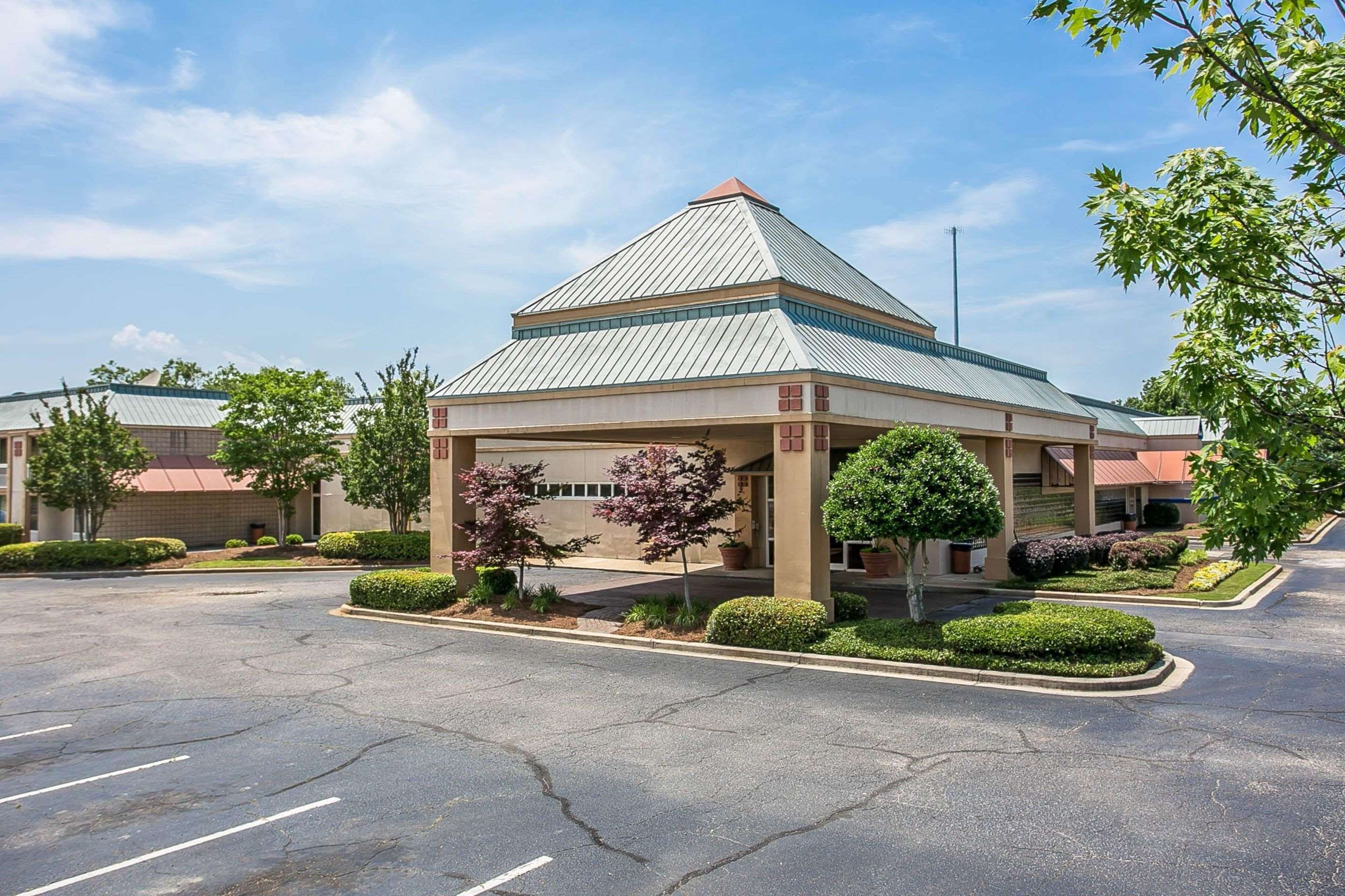 Hotel exterior | Quality Inn Sumter