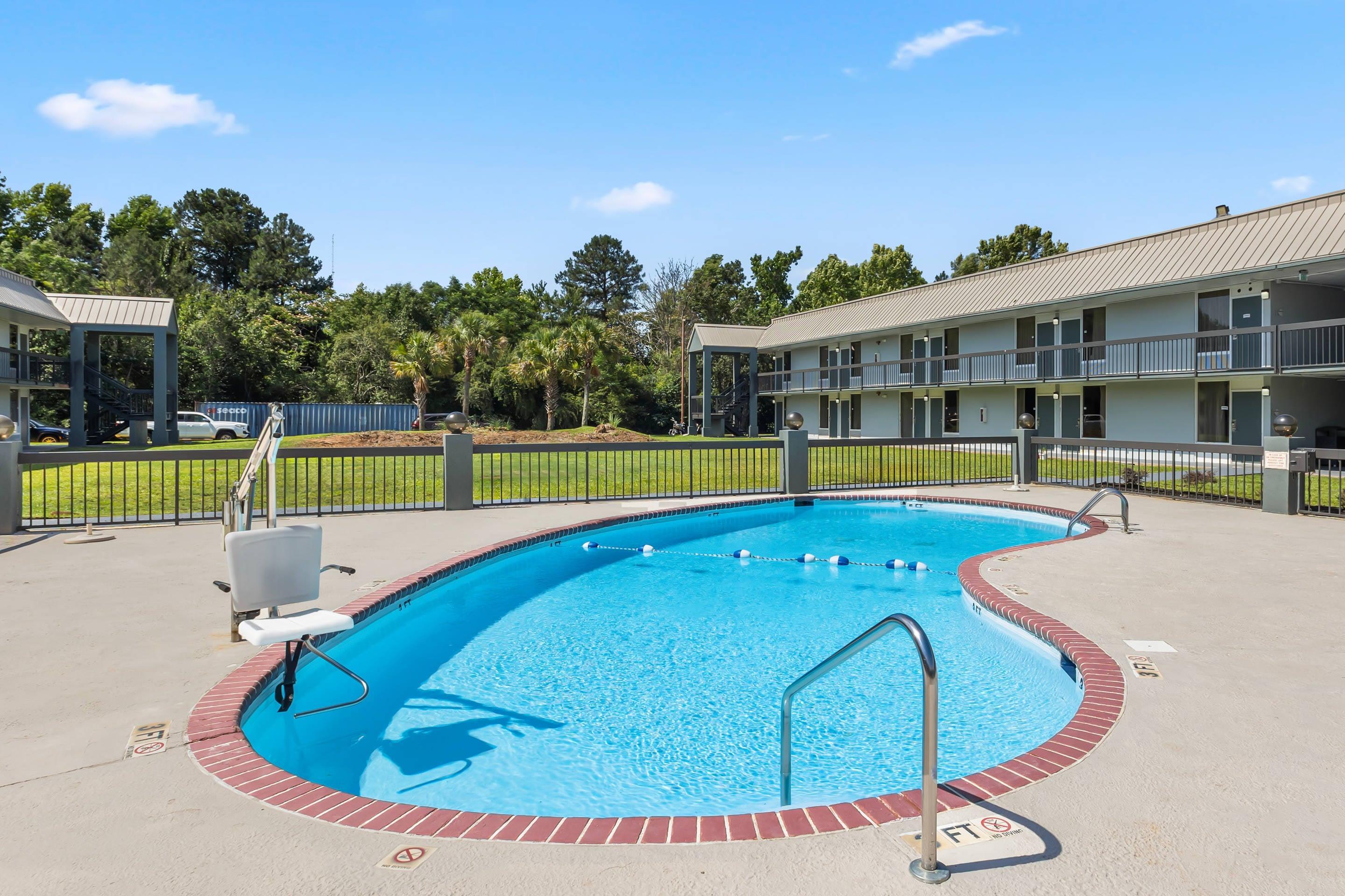 Outdoor pool | Quality Inn Sumter
