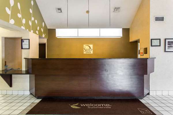  - Sleep Inn Summerville - I-26, Exit 199A