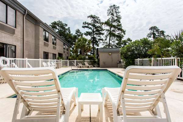 Pool - Sleep Inn Summerville - I-26, Exit 199A