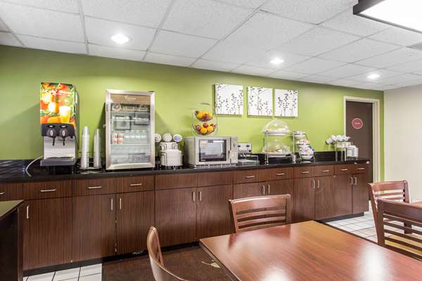 Amenities - Sleep Inn Summerville - I-26, Exit 199A