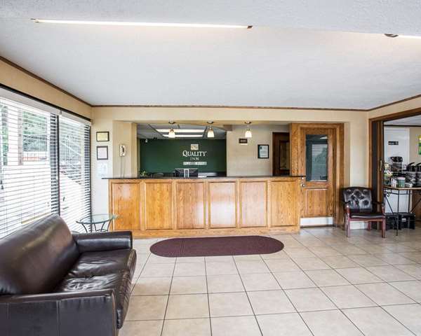  - Quality Inn Manning - I-95, Exit 119